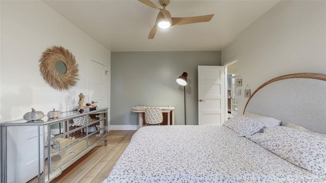 150 Burns Street 2D, Forest Hills, NY 11375