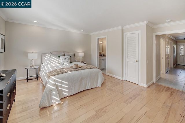 1100 Oakmont Dr 3, Walnut Creek, CA 94595