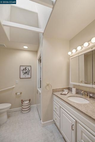 1100 Oakmont Dr 3, Walnut Creek, CA 94595