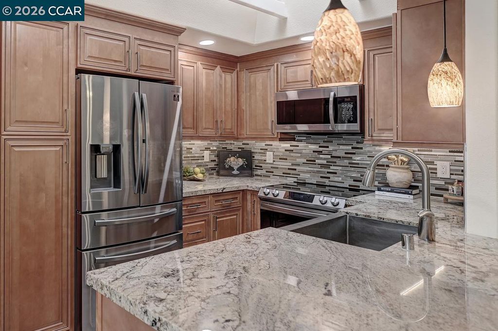 1100 Oakmont Dr 3, Walnut Creek, CA 94595