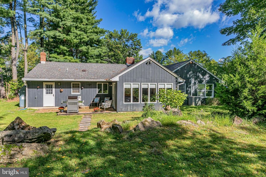 9 NORTHFIELD CT, LAMBERTVILLE, NJ 08530 — photo 2