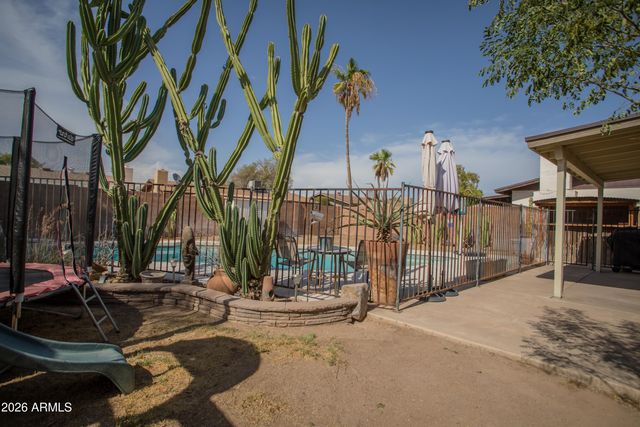 1008 W MURIEL Drive, Phoenix, AZ 85023
