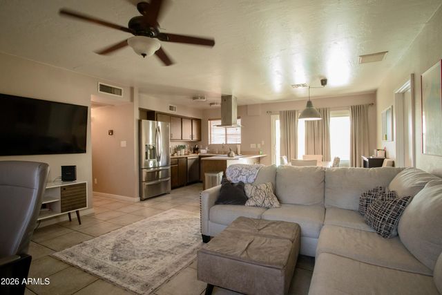 1008 W MURIEL Drive, Phoenix, AZ 85023