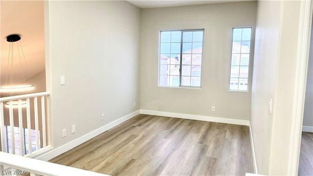 4595 Barnes Court, Las Vegas, NV 89147