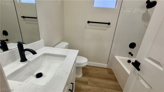 4595 Barnes Court, Las Vegas, NV 89147