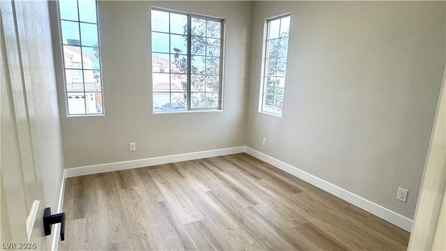 4595 Barnes Court, Las Vegas, NV 89147