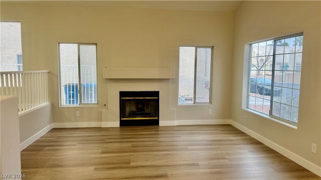 4595 Barnes Court, Las Vegas, NV 89147