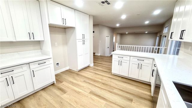 4595 Barnes Court, Las Vegas, NV 89147