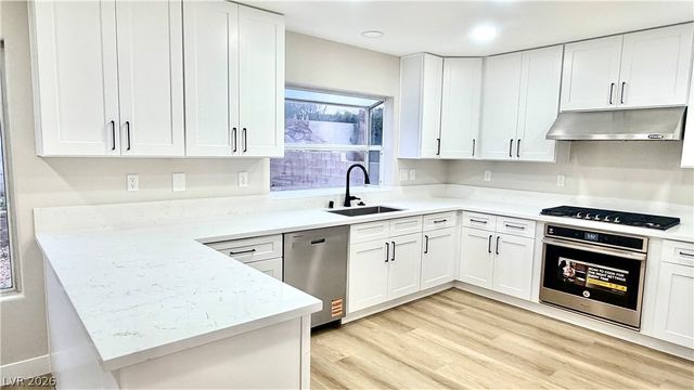 4595 Barnes Court, Las Vegas, NV 89147