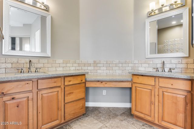 3877 E HASH KNIFE DRAW Road, San Tan Valley, AZ 85140