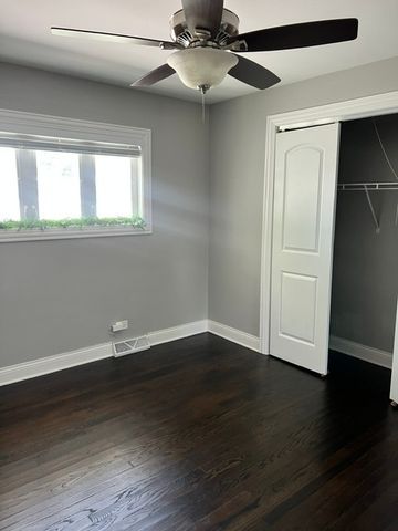 358 Pine Avenue, Wood Dale, IL 60191
