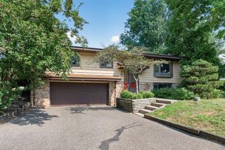 420 N Comstock Lane N, Plymouth, MN 55447
