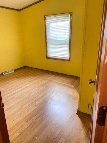 5003 Beacon Ridge, Lowell, IN 46356