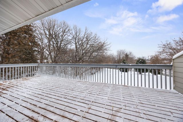 9556 Brighton Lane, Eden Prairie, MN 55347