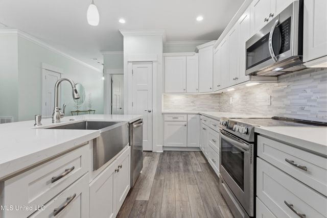 123 E 5th Street, Long Beach, MS 39560