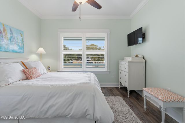 123 E 5th Street, Long Beach, MS 39560