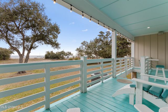 123 E 5th Street, Long Beach, MS 39560