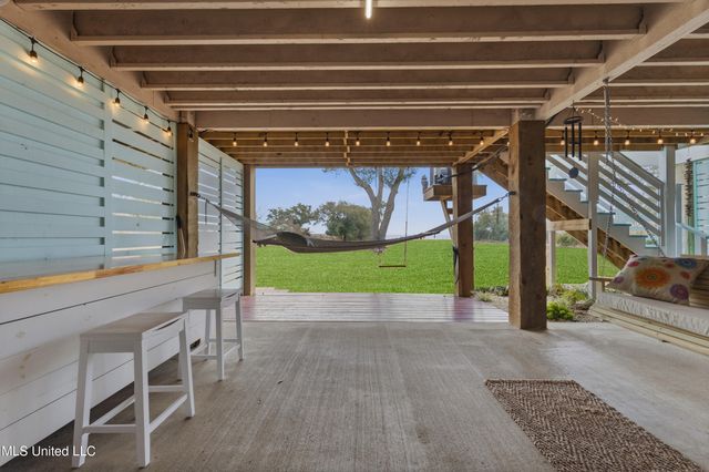 123 E 5th Street, Long Beach, MS 39560