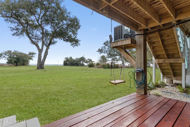 123 E 5th Street, Long Beach, MS 39560