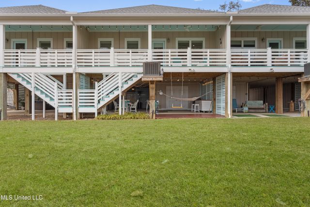 123 E 5th Street, Long Beach, MS 39560