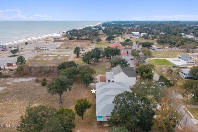 123 E 5th Street, Long Beach, MS 39560