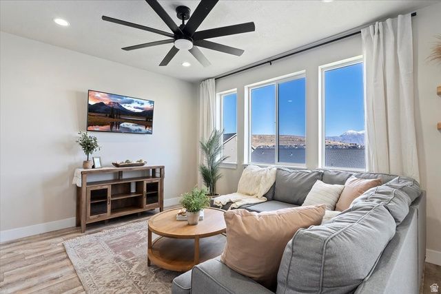 8112 N CLYDESDALE DR, Eagle Mountain, UT 84005