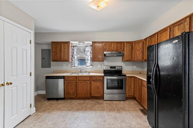 118 Vaughn Street, Excelsior Springs, MO 64024