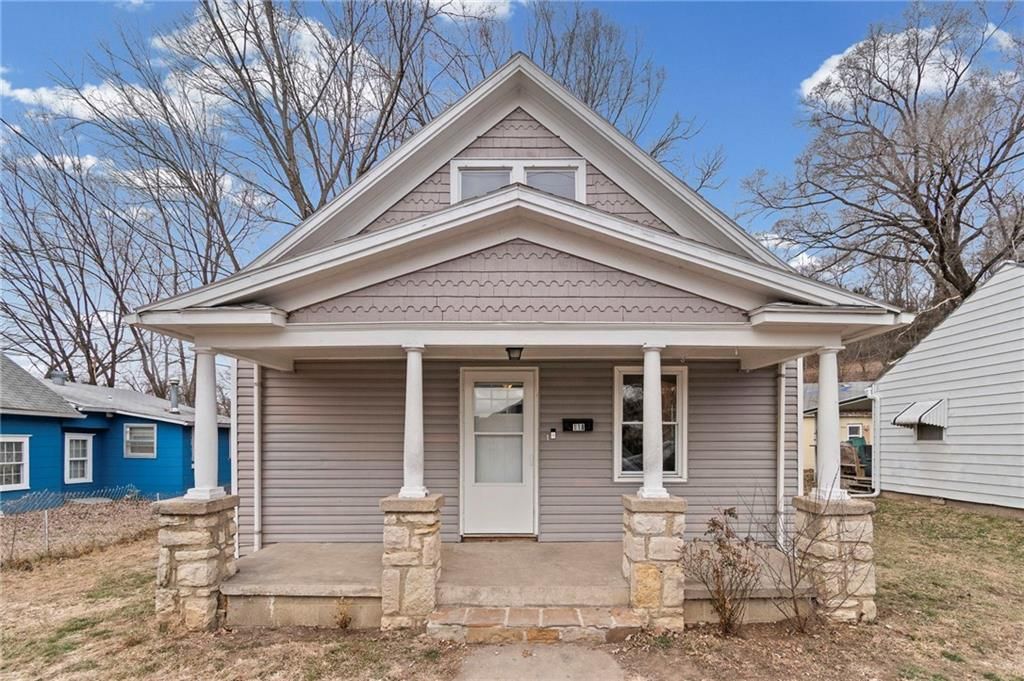 118 Vaughn Street, Excelsior Springs, MO 64024