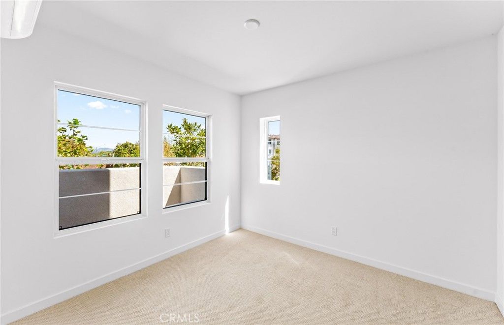 108 Pickwick Lane Court, Burbank, CA 91506 — photo 4