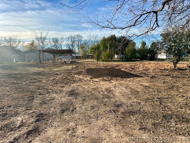 807 NW Dallas, Kingston, OK 73439