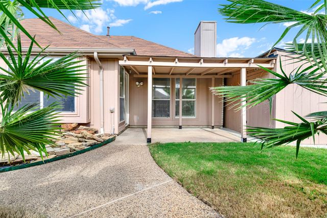 7606 Munich Drive, Rowlett, TX 75089