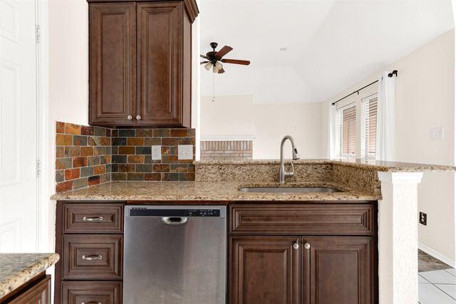 7606 Munich Drive, Rowlett, TX 75089