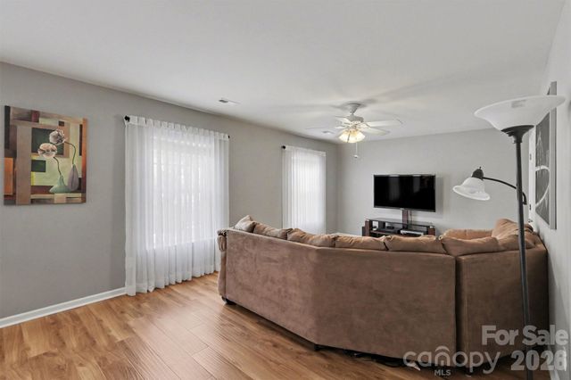 11814 Withers Mill Drive, Charlotte, NC 28278