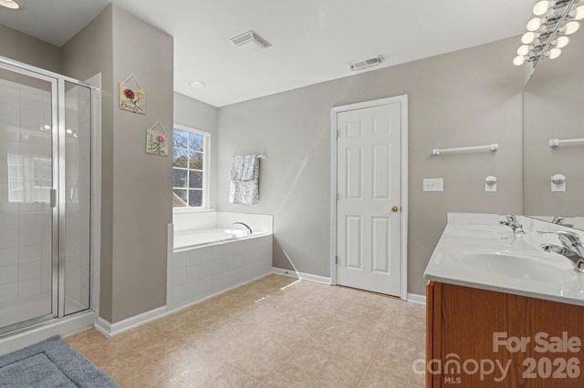 11814 Withers Mill Drive, Charlotte, NC 28278
