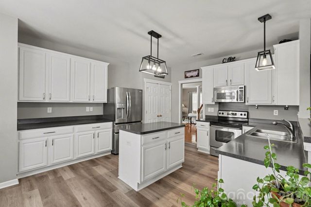 11814 Withers Mill Drive, Charlotte, NC 28278