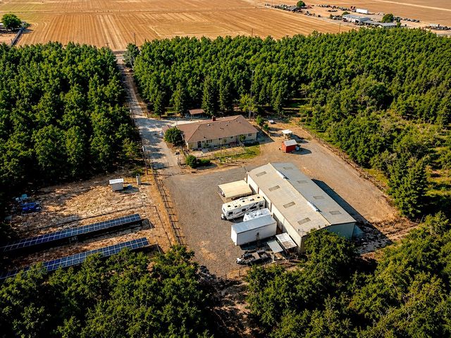 13626 W Harding Rd, Turlock, CA 95380
