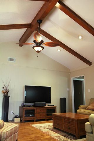 13822 Saint Marys Lane, Houston, TX 77079