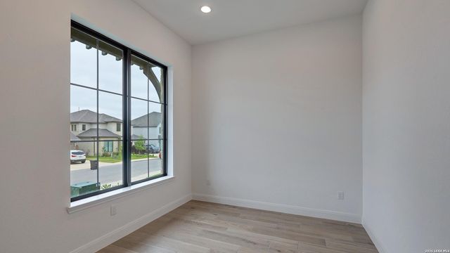 10726 Saleh Corner, San Antonio, TX 78224