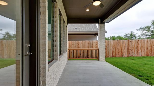 10726 Saleh Corner, San Antonio, TX 78224