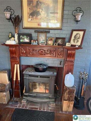 1395 Sleepy Hollow, Milford Twp, PA 18073