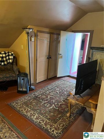 1395 Sleepy Hollow, Milford Twp, PA 18073