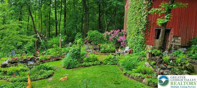 1395 Sleepy Hollow, Milford Twp, PA 18073