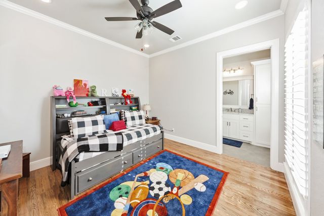 1466 County Road 1270, Alvord, TX 76225