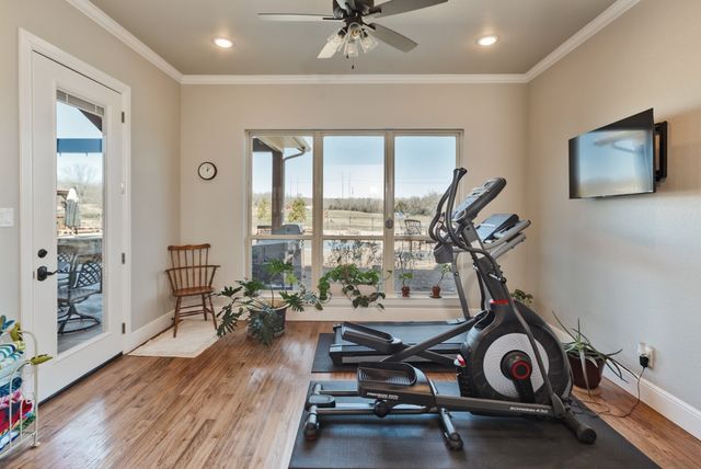 1466 County Road 1270, Alvord, TX 76225