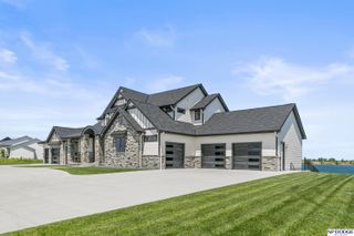 3224 Bryan Shore Drive, Fremont, NE 68025