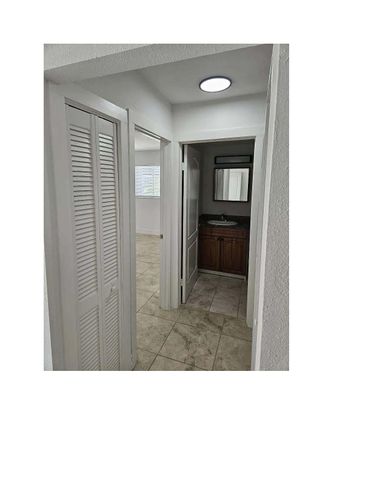 677 NE 24TH Street 507, Miami, FL 33137