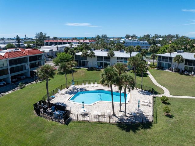 749 MANATEE AVENUE 749, Holmes Beach, FL 34217
