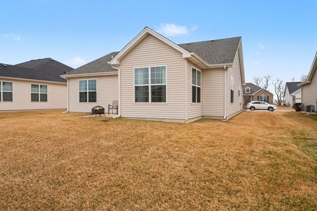 10204 W 146th Avenue, Cedar Lake, IN 46303