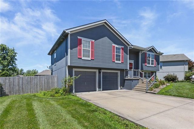 1106 S Scott Avenue, Belton, MO 64012