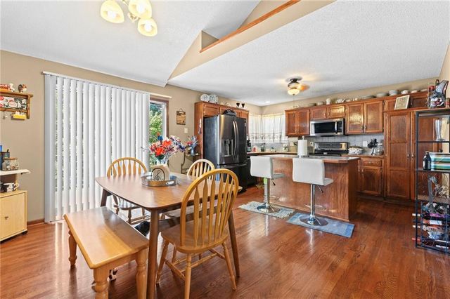 1106 S Scott Avenue, Belton, MO 64012